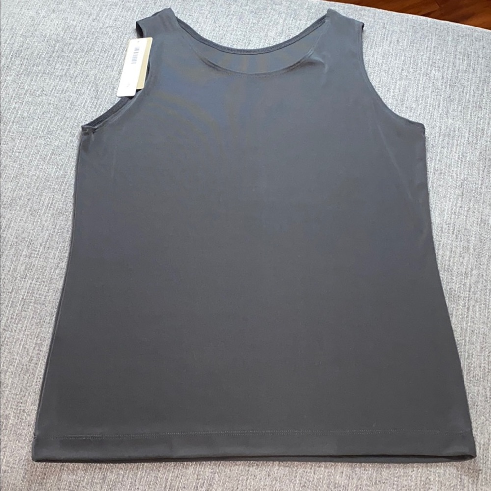Chicos tank size 2